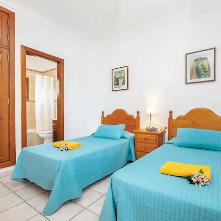 Puerto Del Carmen Sleeps 4 Air Con Wifi Puerto del Carmen (Lanzarote)